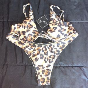 ZAFUL leaped print bikini.